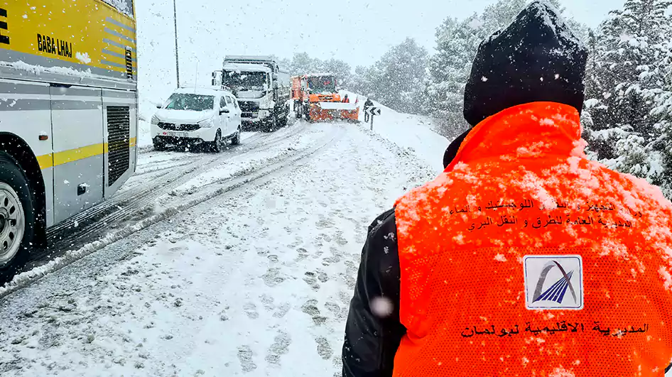 عاجل.. نشرة إنذارية: زخات مطرية قوية (من 30 إلى 50 ملم) مصحوبة بتساقط الثلوج مرتقبة اليوم وغدا بعدد من أقاليم المملكة